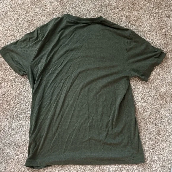 Theory Green Short Sleeve Tee - Picture 2 of 2